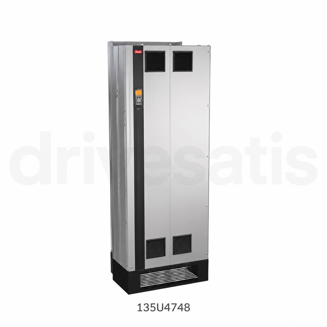 135U4748 Danfoss VLT AutomationDrive FC 302 450 кВт 380–500 В IP54 Графическая панель